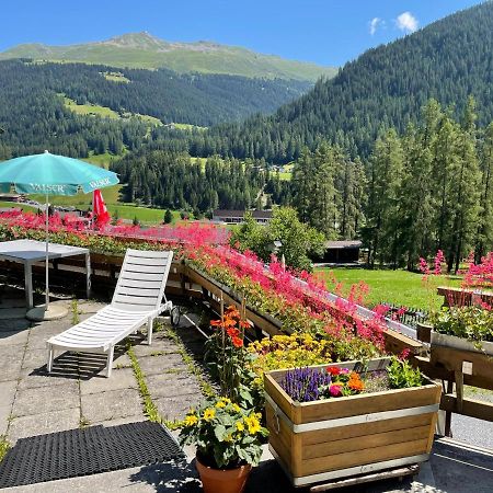 Bnb Guesthouse Lusi Frauenkirch Dış mekan fotoğraf