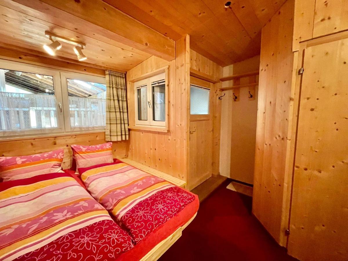 Bnb Guesthouse Lusi Frauenkirch Dış mekan fotoğraf