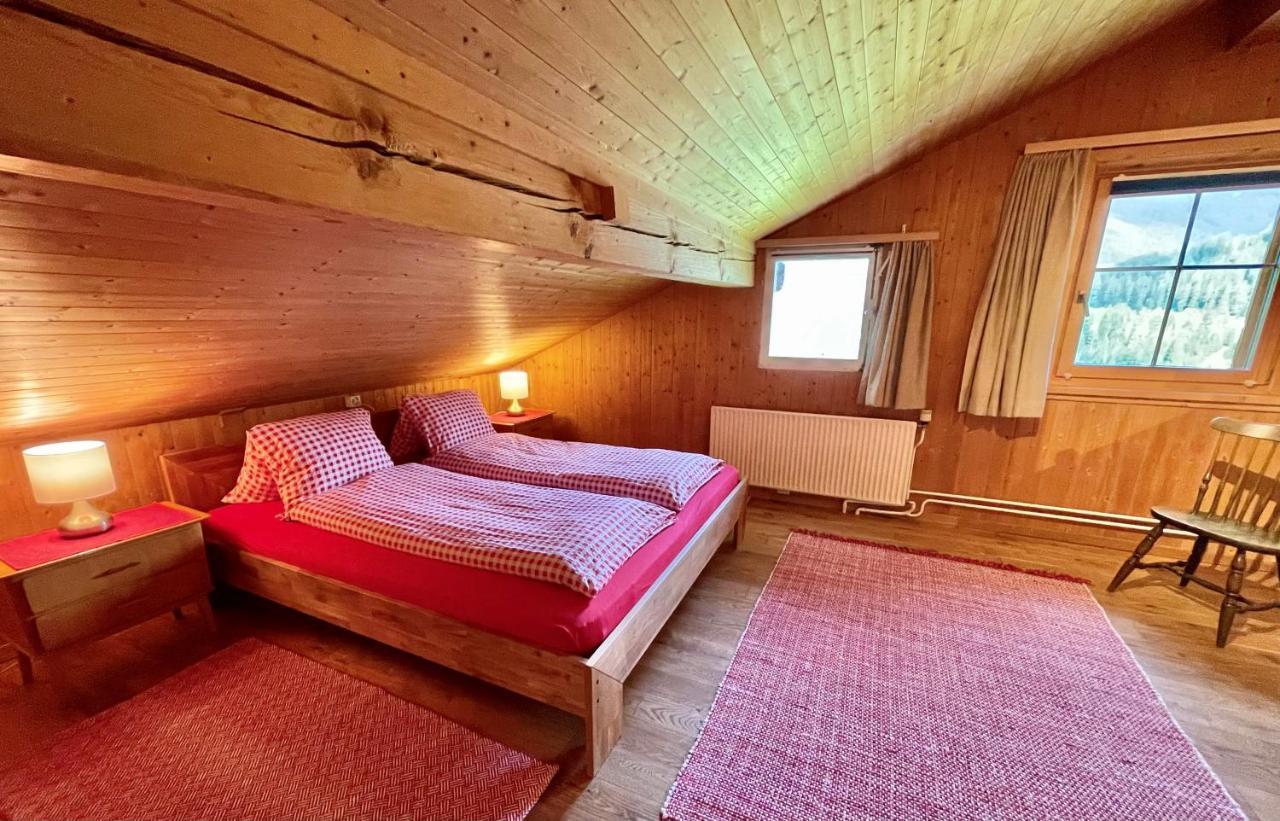 Bnb Guesthouse Lusi Frauenkirch Dış mekan fotoğraf