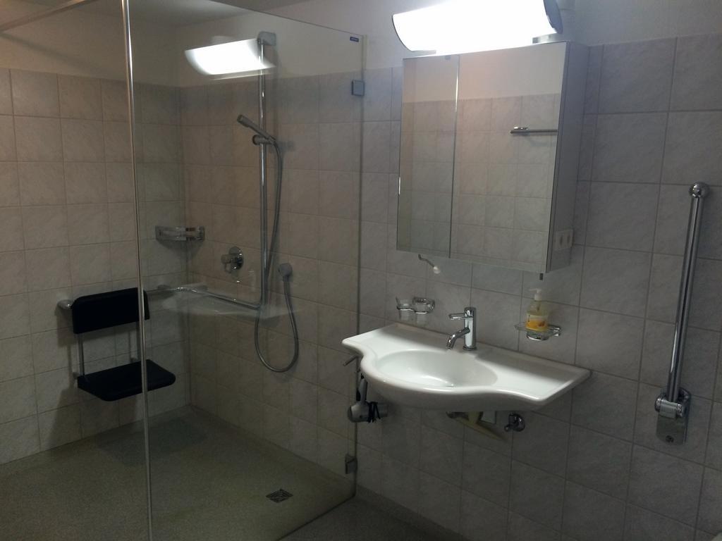 Bnb Guesthouse Lusi Frauenkirch Dış mekan fotoğraf